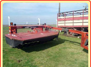 Agrocomercial S.R.L. segadora New Holland 1411