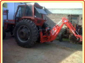 Agrocomercial S.R.L. retroexcavadora de 3 pts