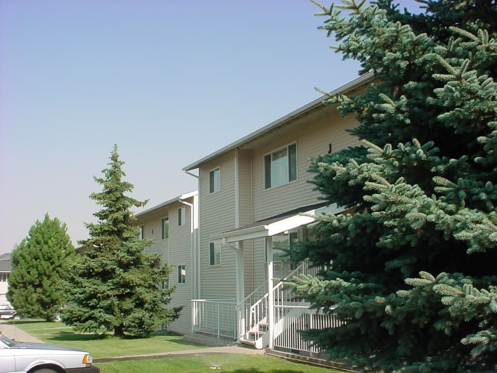 Meadow Brook Apartments SummerHill Rentals, LLC