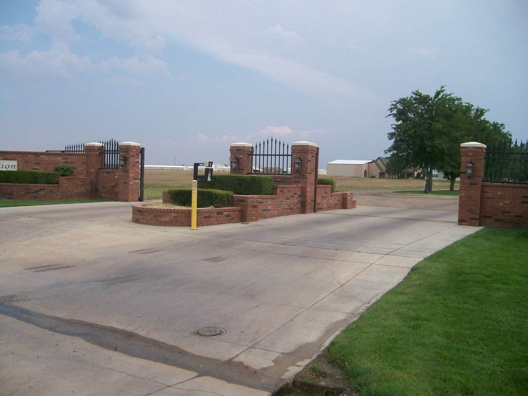 Aviation Place W. Real Estate