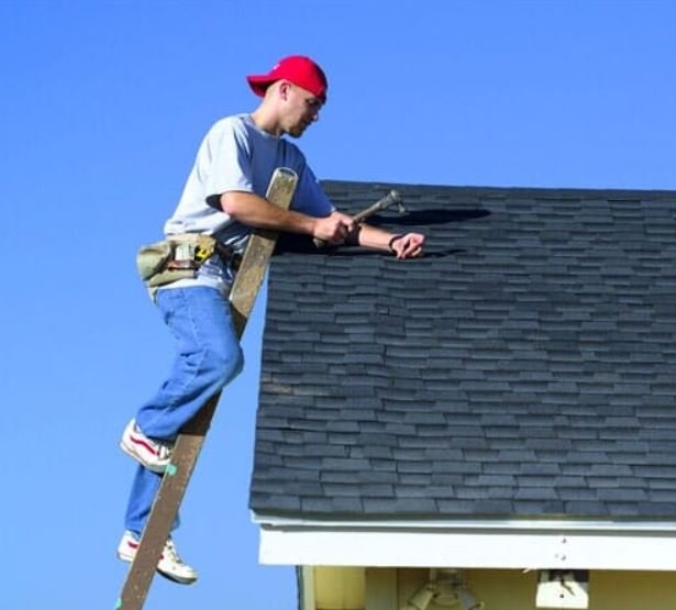 Should You Complete Roof Repairs Yourself?