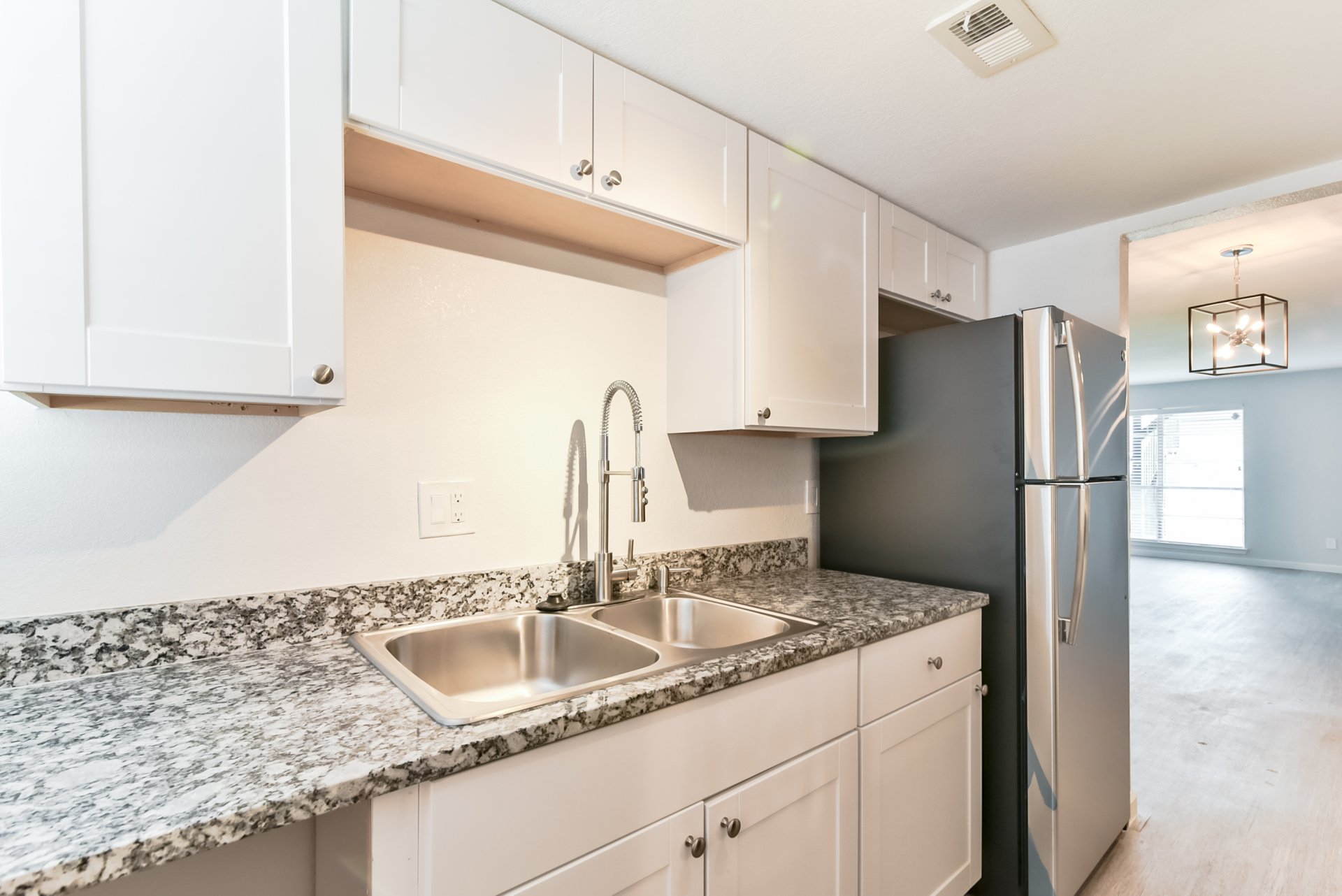 The Sun Ridge Apartments