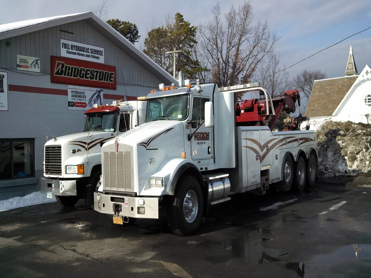Truck Repair Scotty's Restaurant & Wilton Truck Plaza