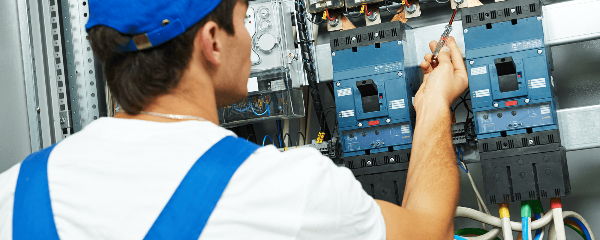 Maintenance work on the electrical equipment 