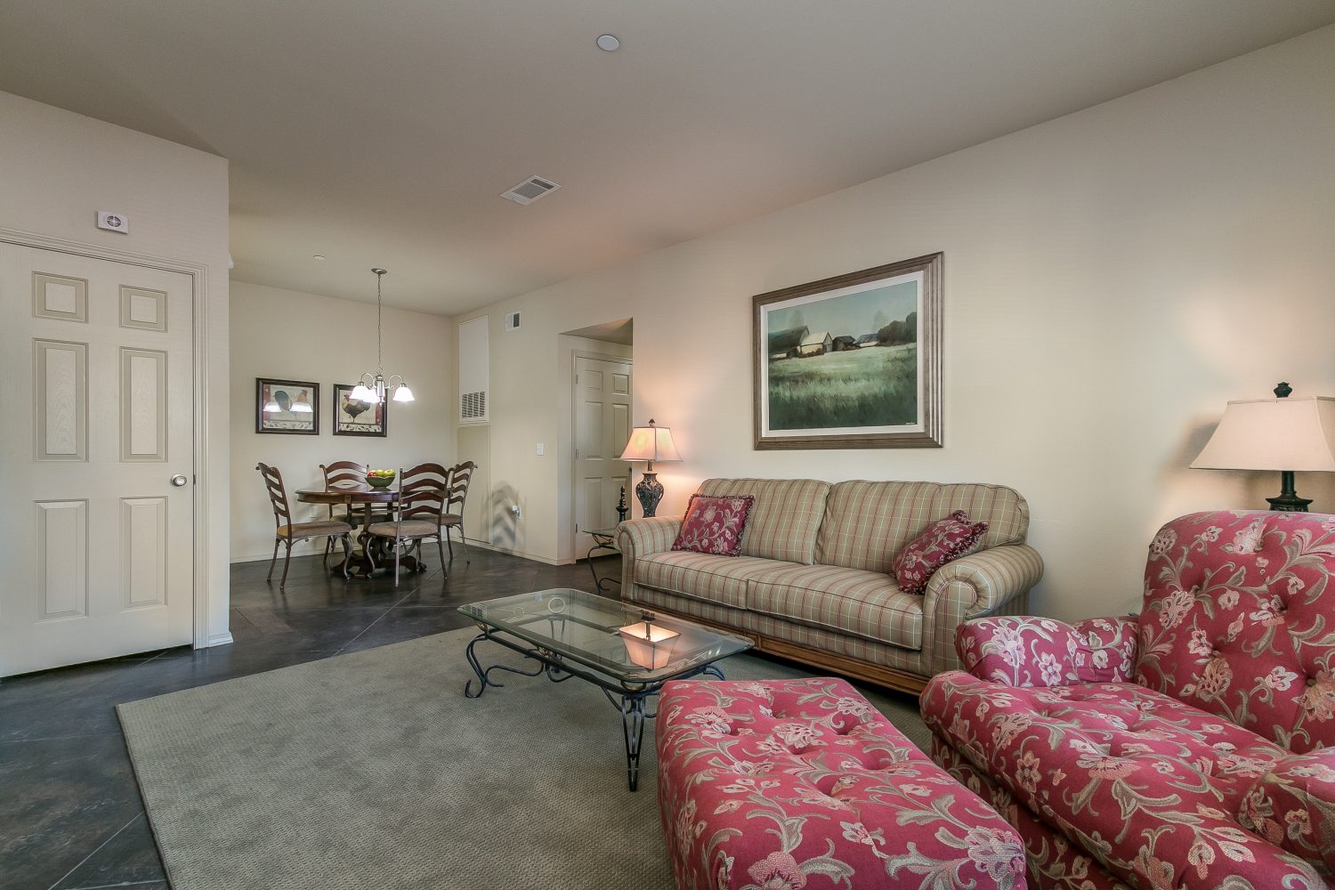 Silver Oak Apartments Property Details