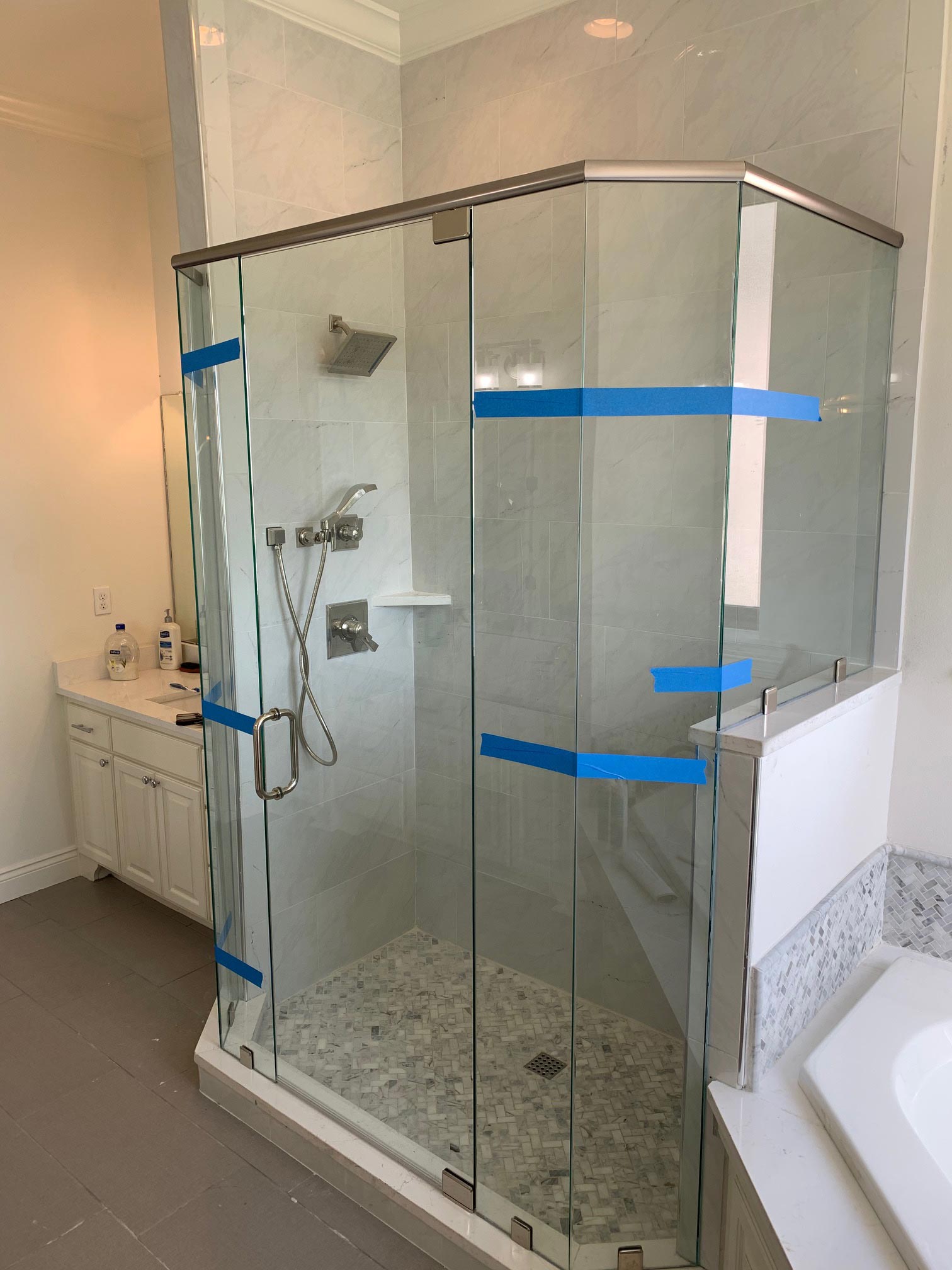 repair auto glass Baker, Louisiana Baker Glass Wks, Inc.