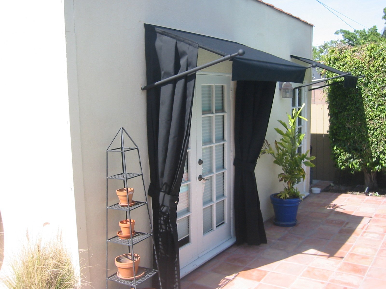 Drapes and Patio Enclosures in Van Nuys