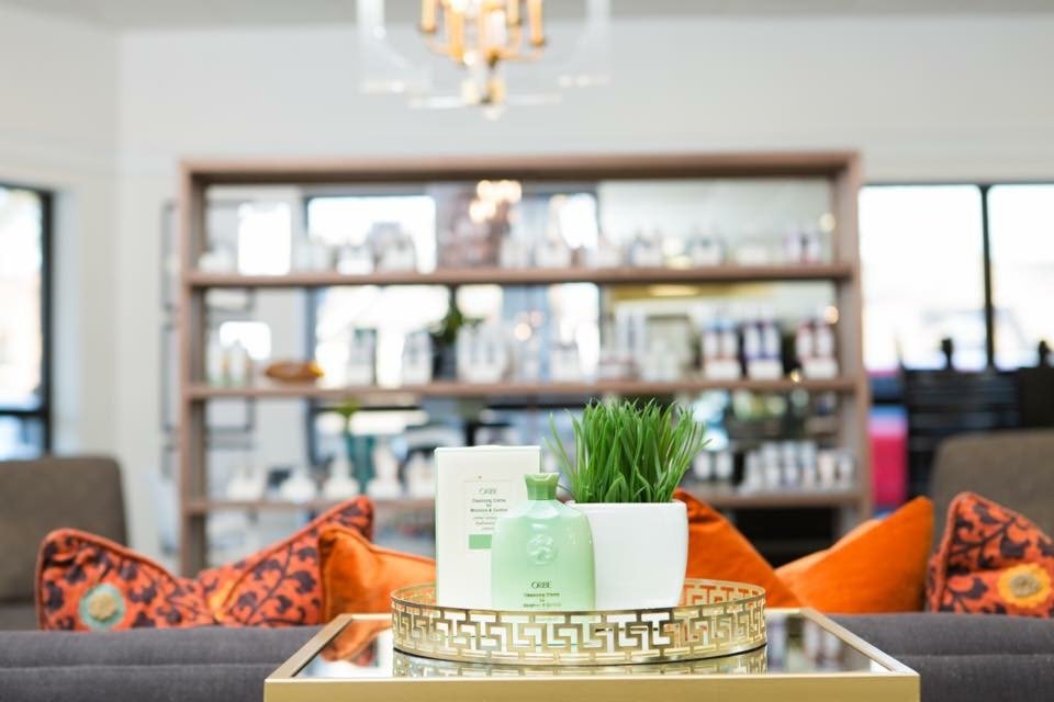 to Fringe Salon Little Rock, Arkansas Salon