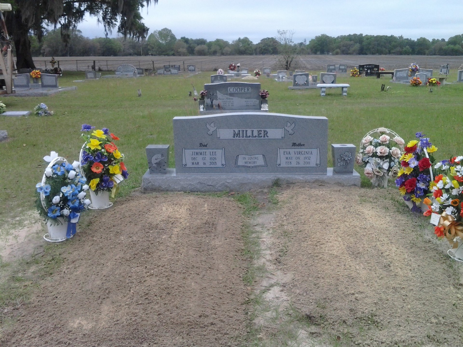 Monument Designs | Cremation Monuments | Old Town, FL