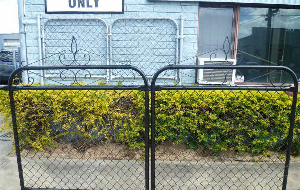 Singel Double look Scroll Gate