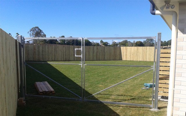 Steel Frames for Timber Palings