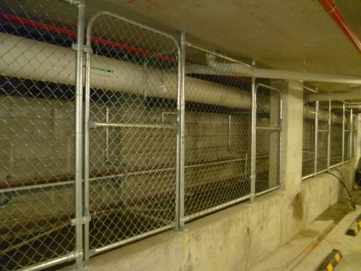 steel-framed gates to suit timber palings image