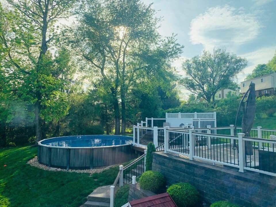 Pools in Pittsburgh Pool & Spa Outlet