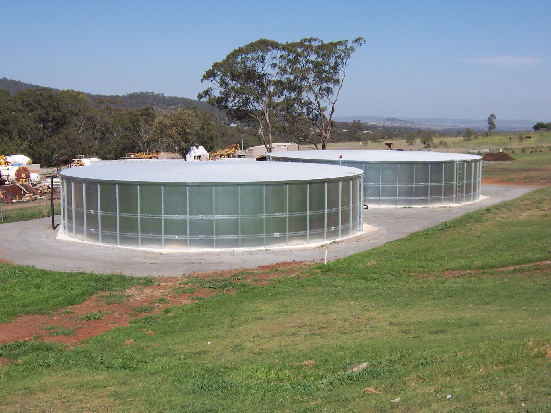 Southern Cross Water Tanks - Over 100 Years Experience