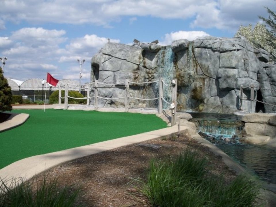 Atlantic Golf Center ( Par 3 Golf Course, Driving Range, Mini Golf Etc...)