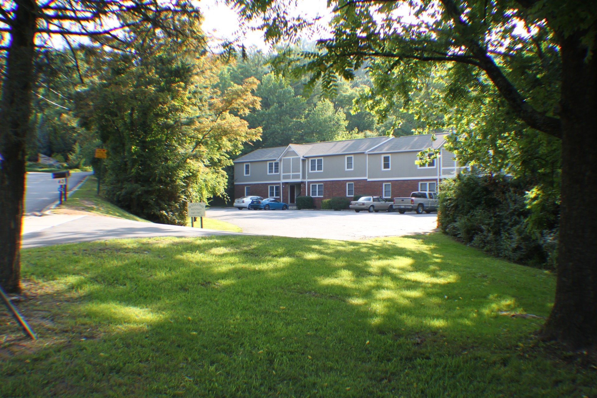 Hamburg Mountain Apartments