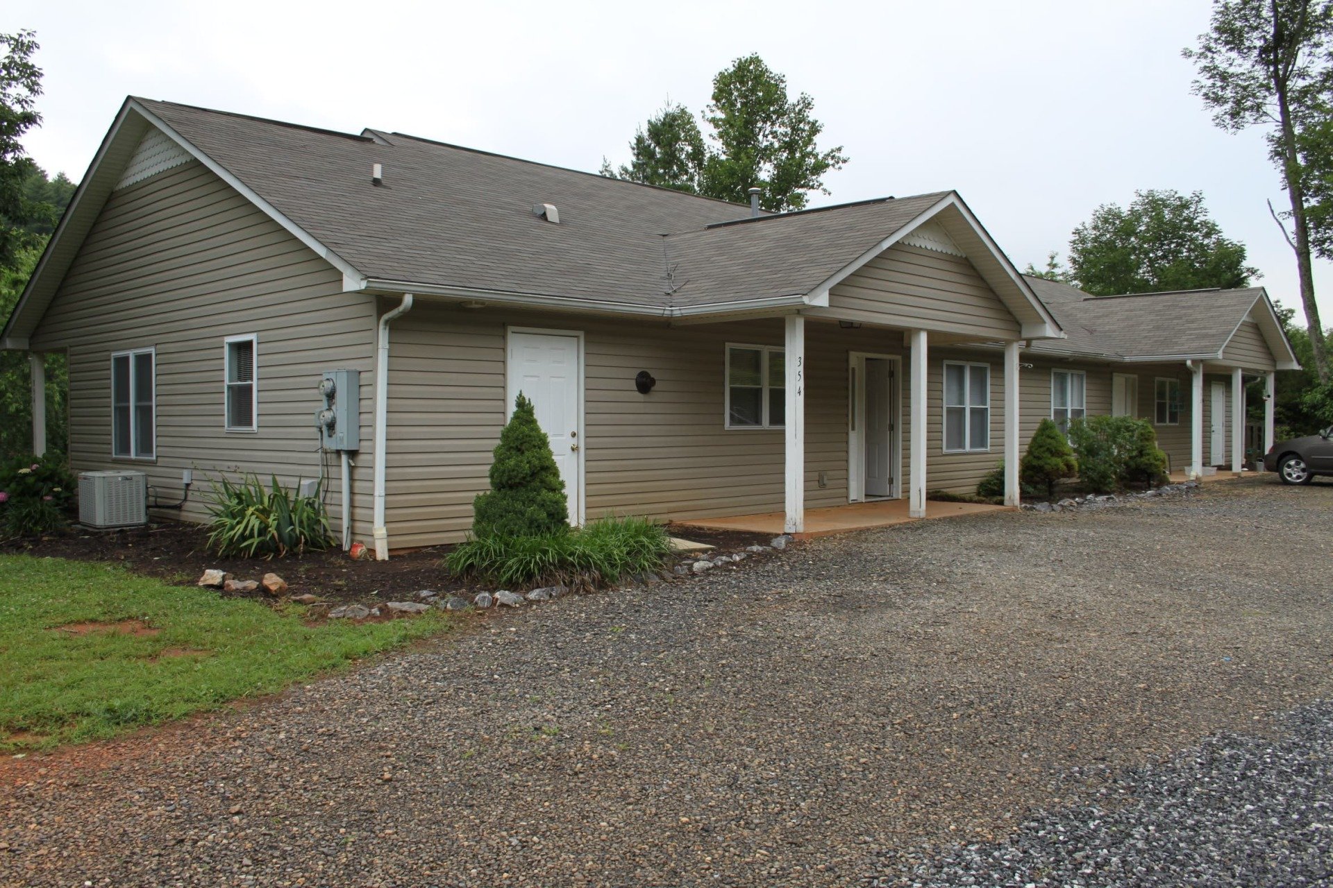 Dula Springs Apartments in Weaverville