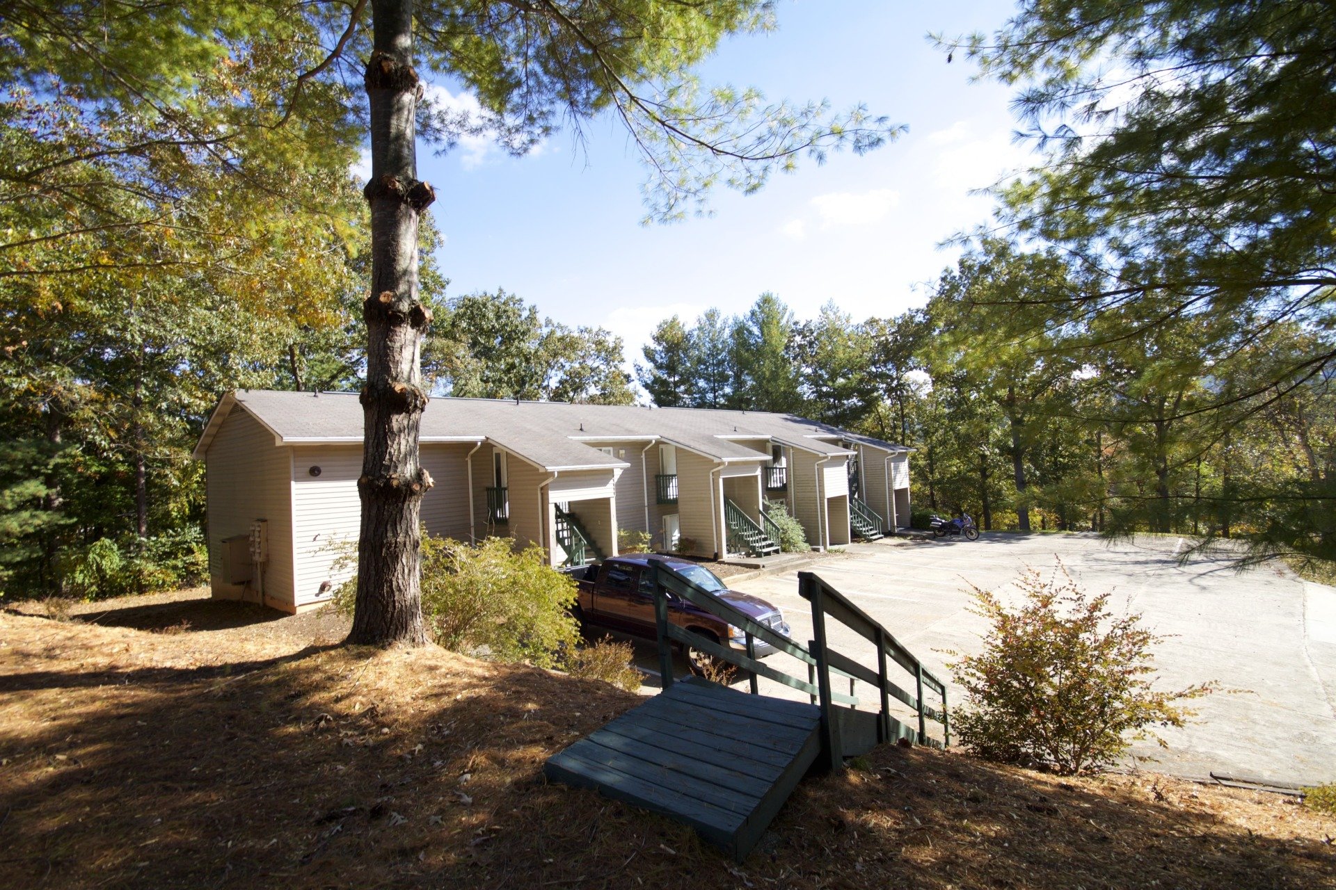 Shanna Ridge Apartments