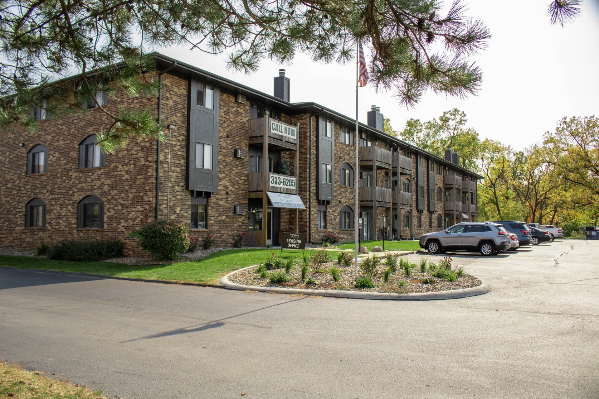 Clive IA Apartments for Rent Eastwood on Grand Gallery