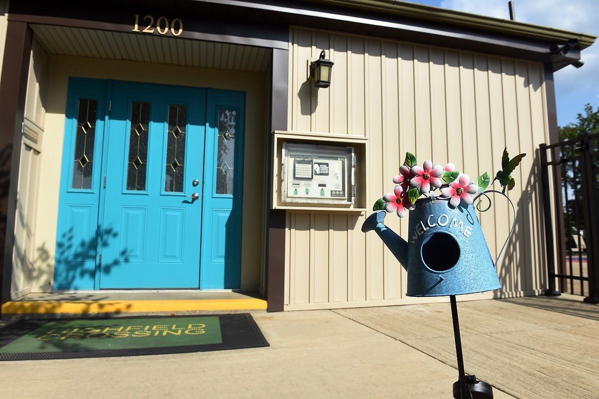 Highfield Crossing Apartments and Townhomes for Rent