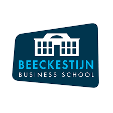 Logo voor Beeckestijn Business School: Wit gebouwsilhouet boven donkerblauwe tekst en achtergrond.