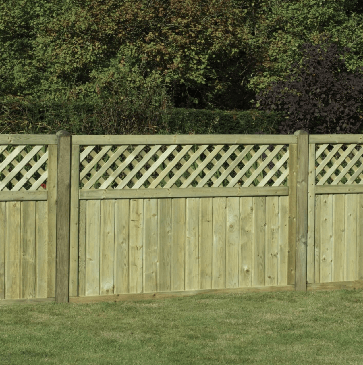 Fencing Northampton (Best 20202022) Call 01604 343299 Free Quote