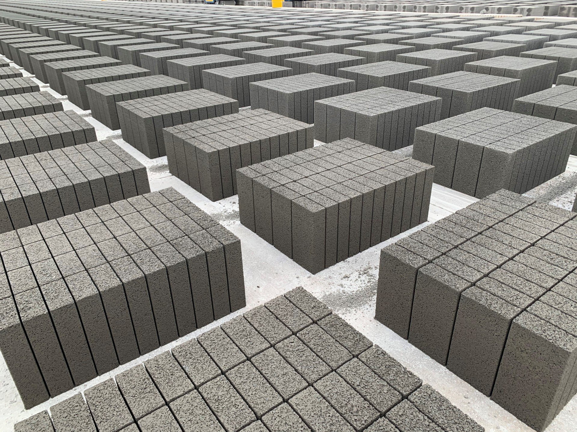 Stowell Concrete Blocks, Paving Slabs, Kerbs, Flooring & Fencing