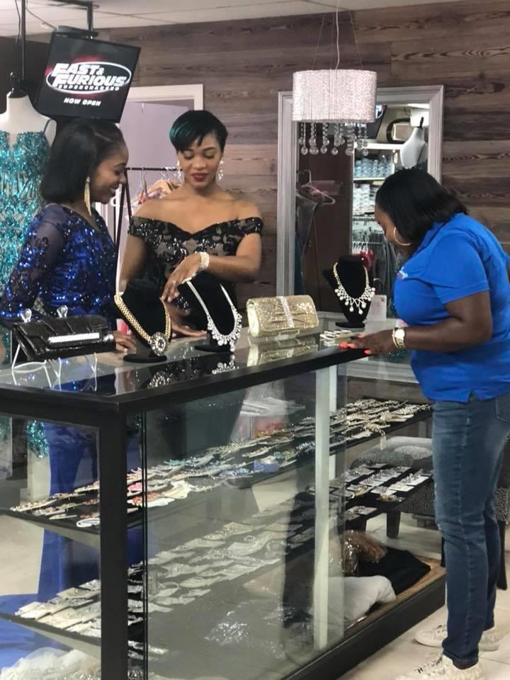 Carey's Department Online Fabric Store in Nassau Bahamas Local