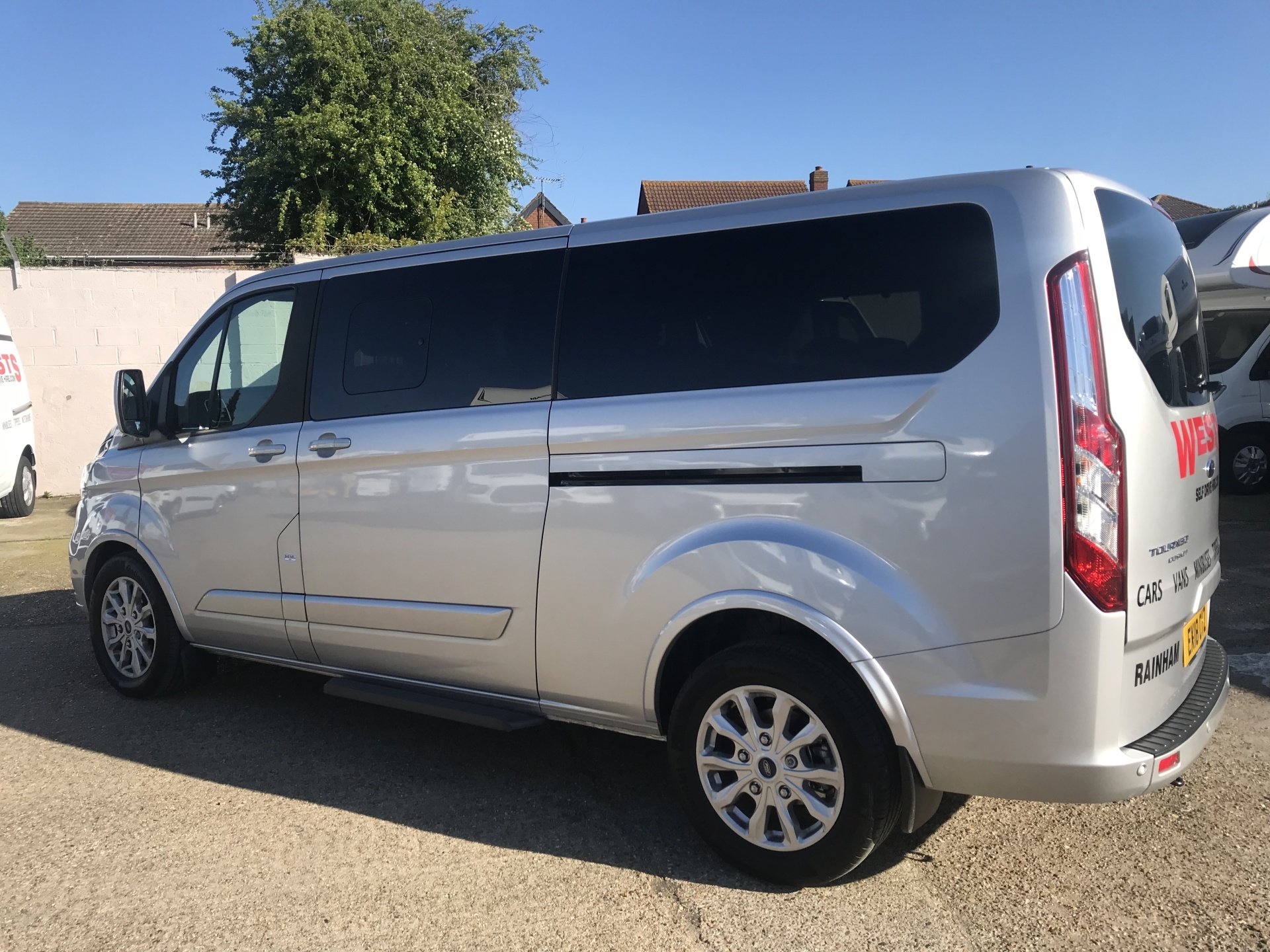 Luxury 89 Seat Minibus Hire Minibus Hire Minibus Rental in Essex
