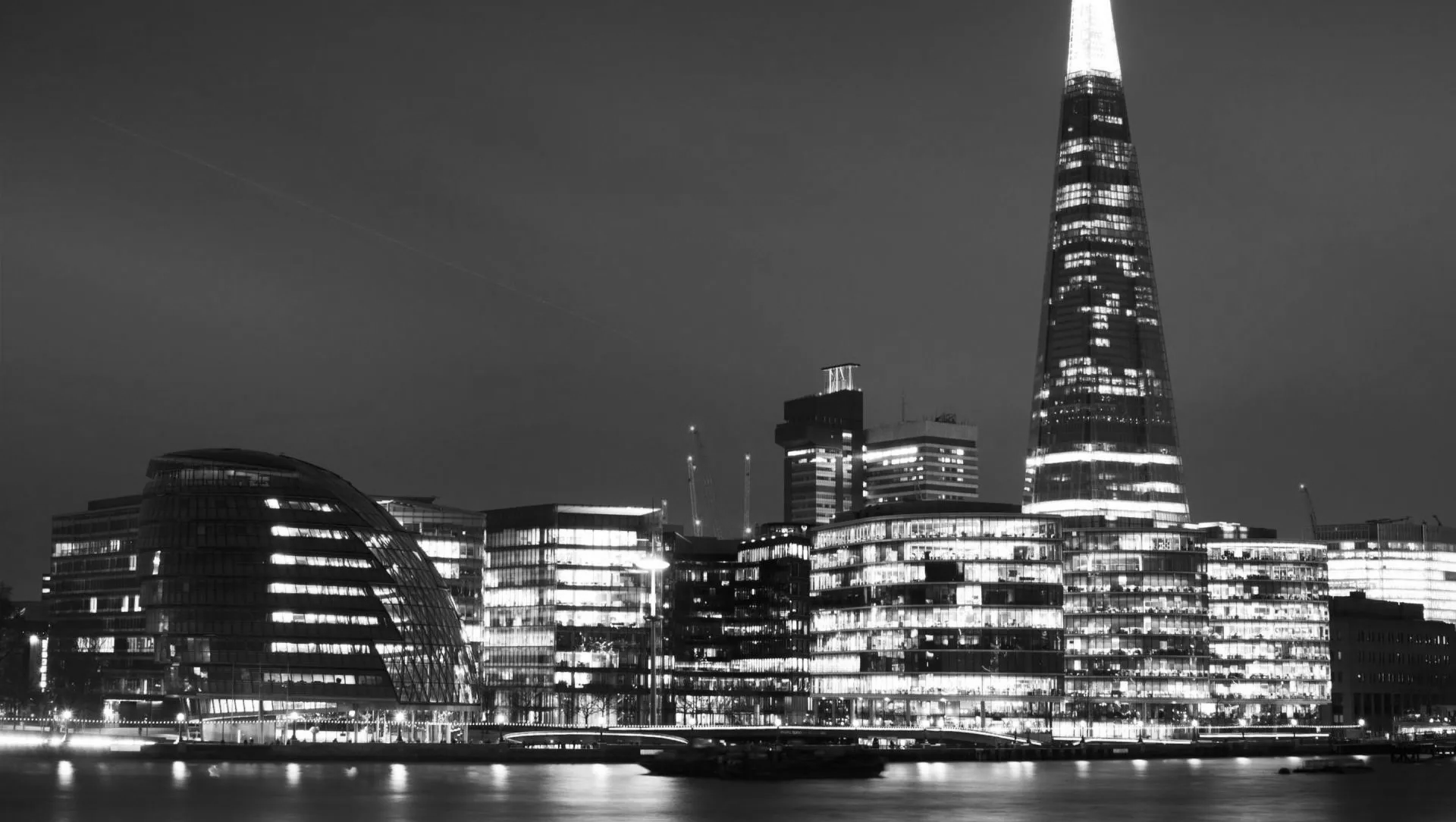 The simplest commercial wireless lighting control system
