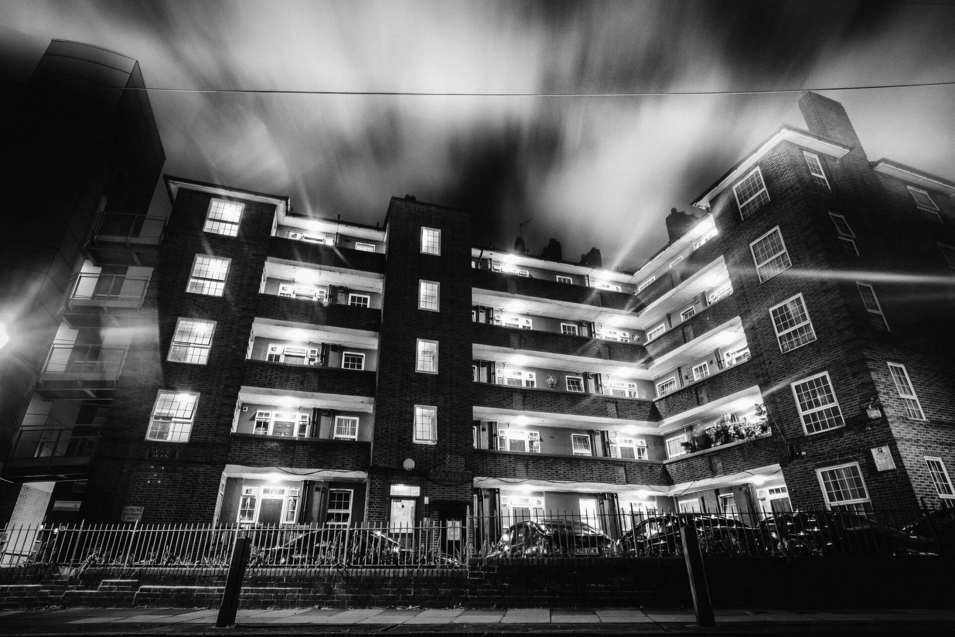 The simplest commercial wireless lighting control system
