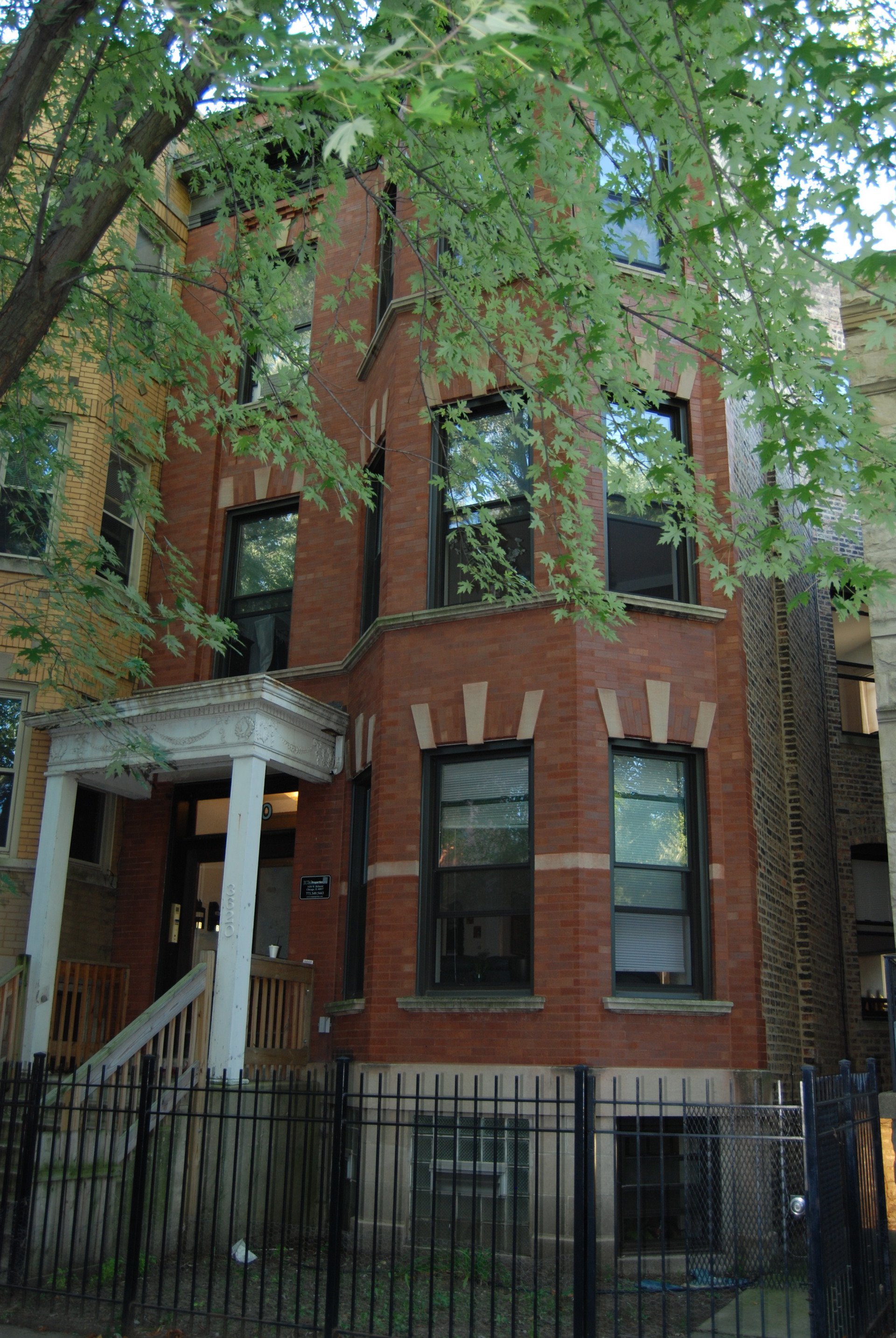 Neighborhoods Roscoe Village/North Center Fairmont Property Management