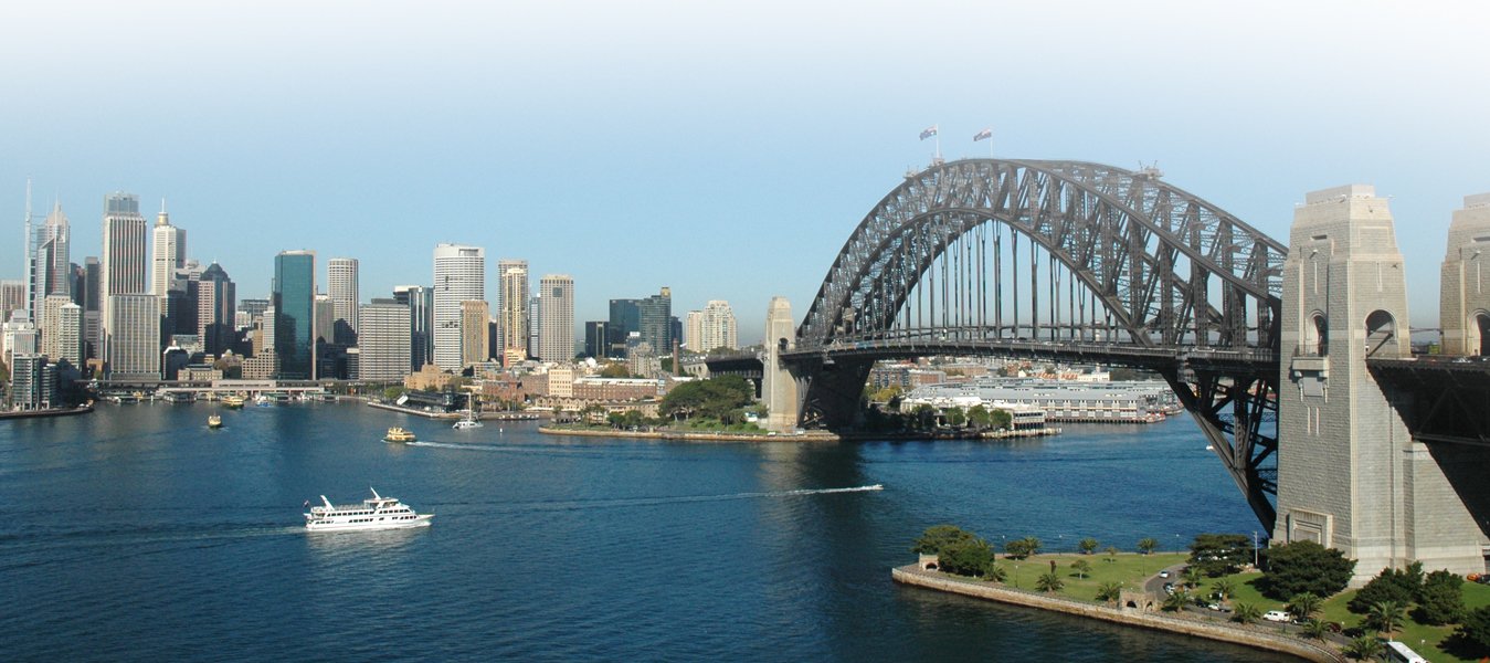 Peter Lee Associates