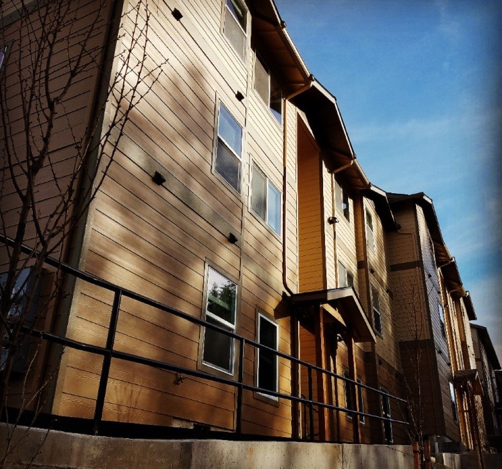 The Summit at Red Leaf Apartments Aspen Grove, RiverBend & ster