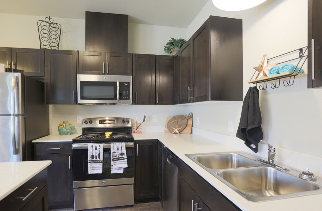 The Summit at Red Leaf Apartments Aspen Grove, RiverBend & ster