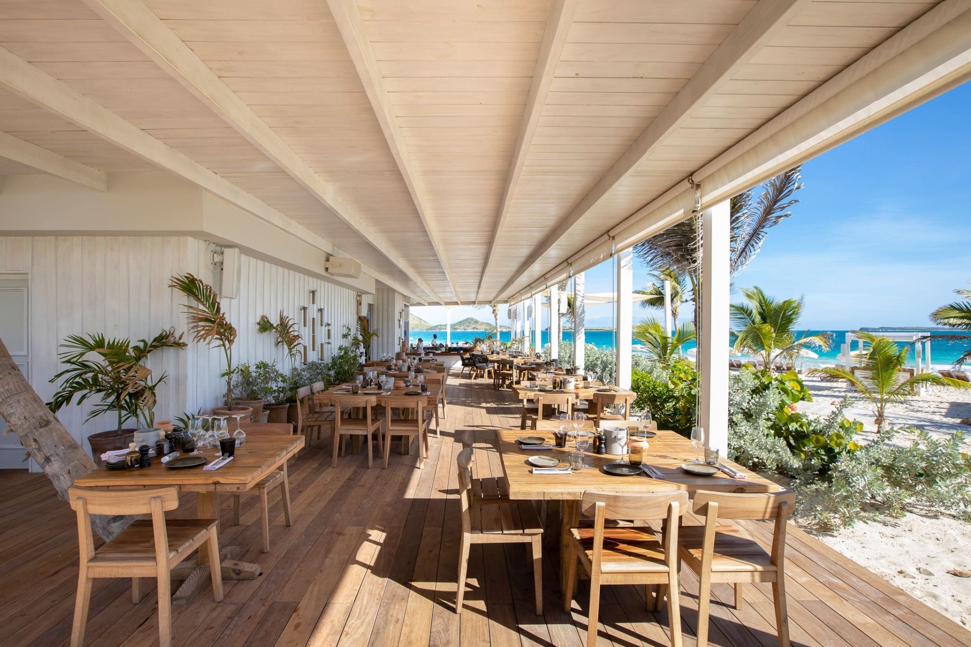 Coco Beach Restaurant Home