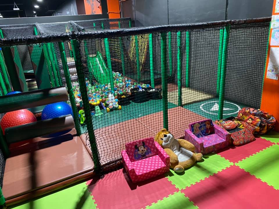 Gym Creche in Cairns Five Star Fitness