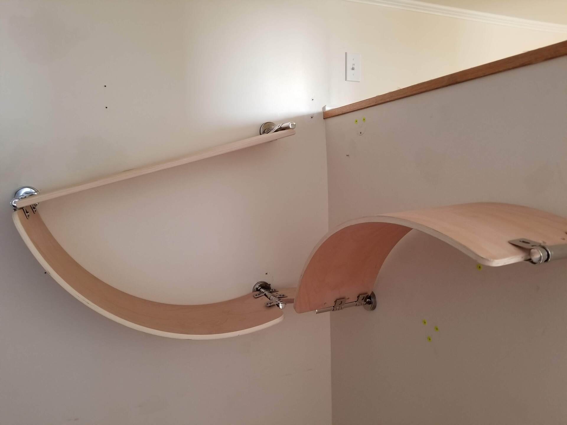 Cat Shelves modern, modular, easy to customize and install