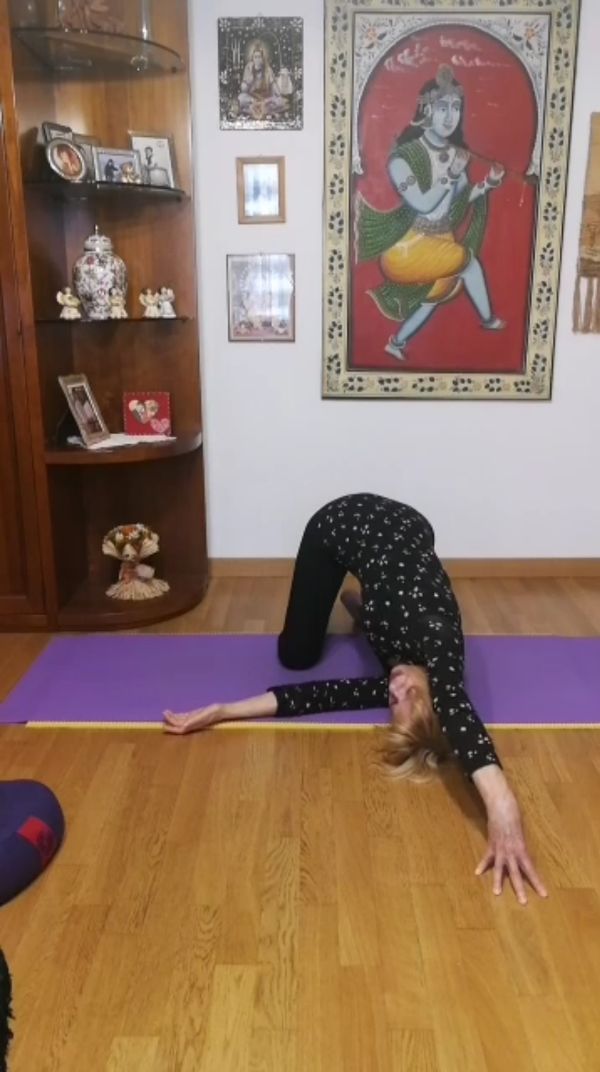 Lezioni bisettimanali di yoga Genova Centro Zenith