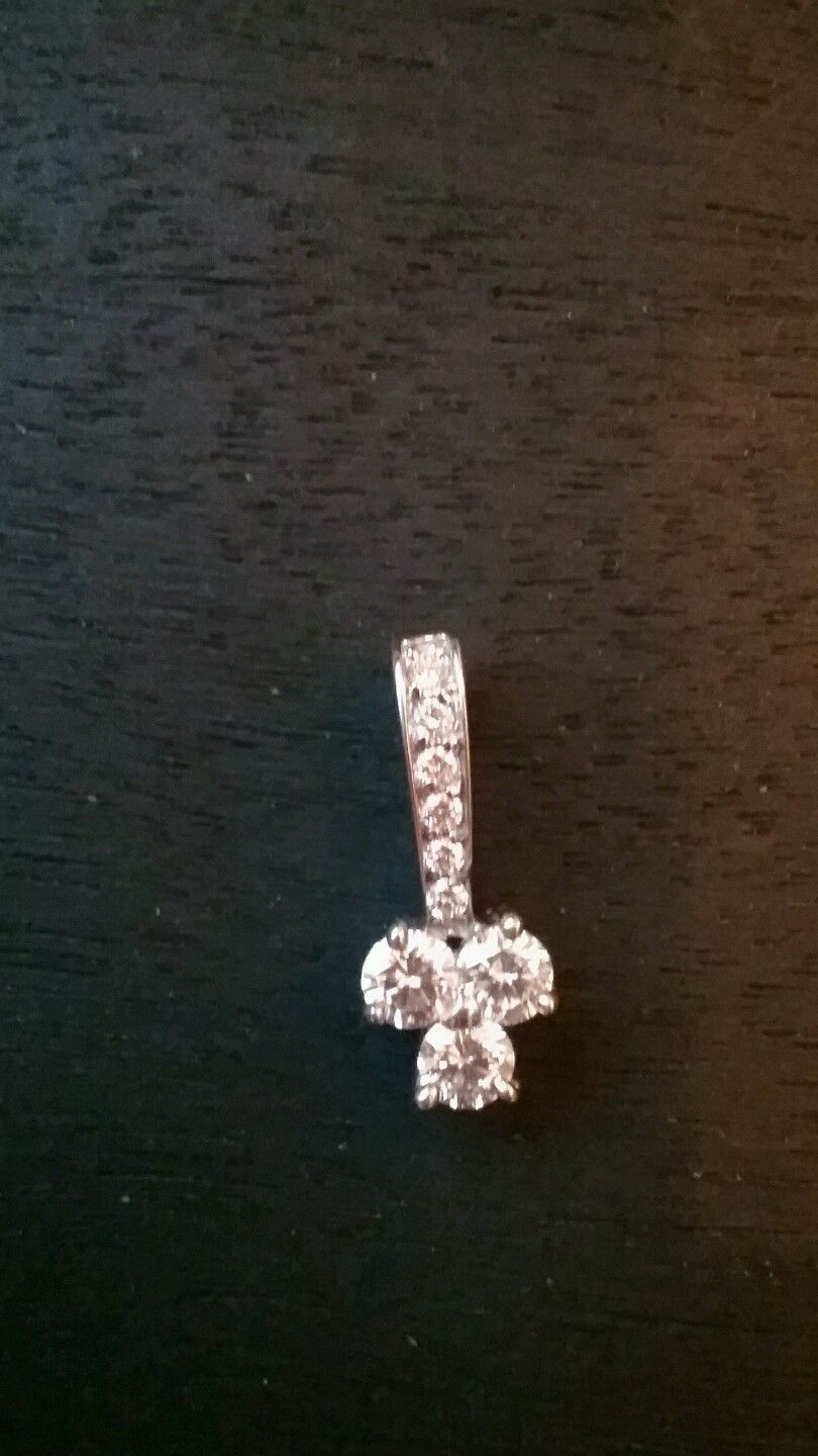 1 Carat Diamond Pendant