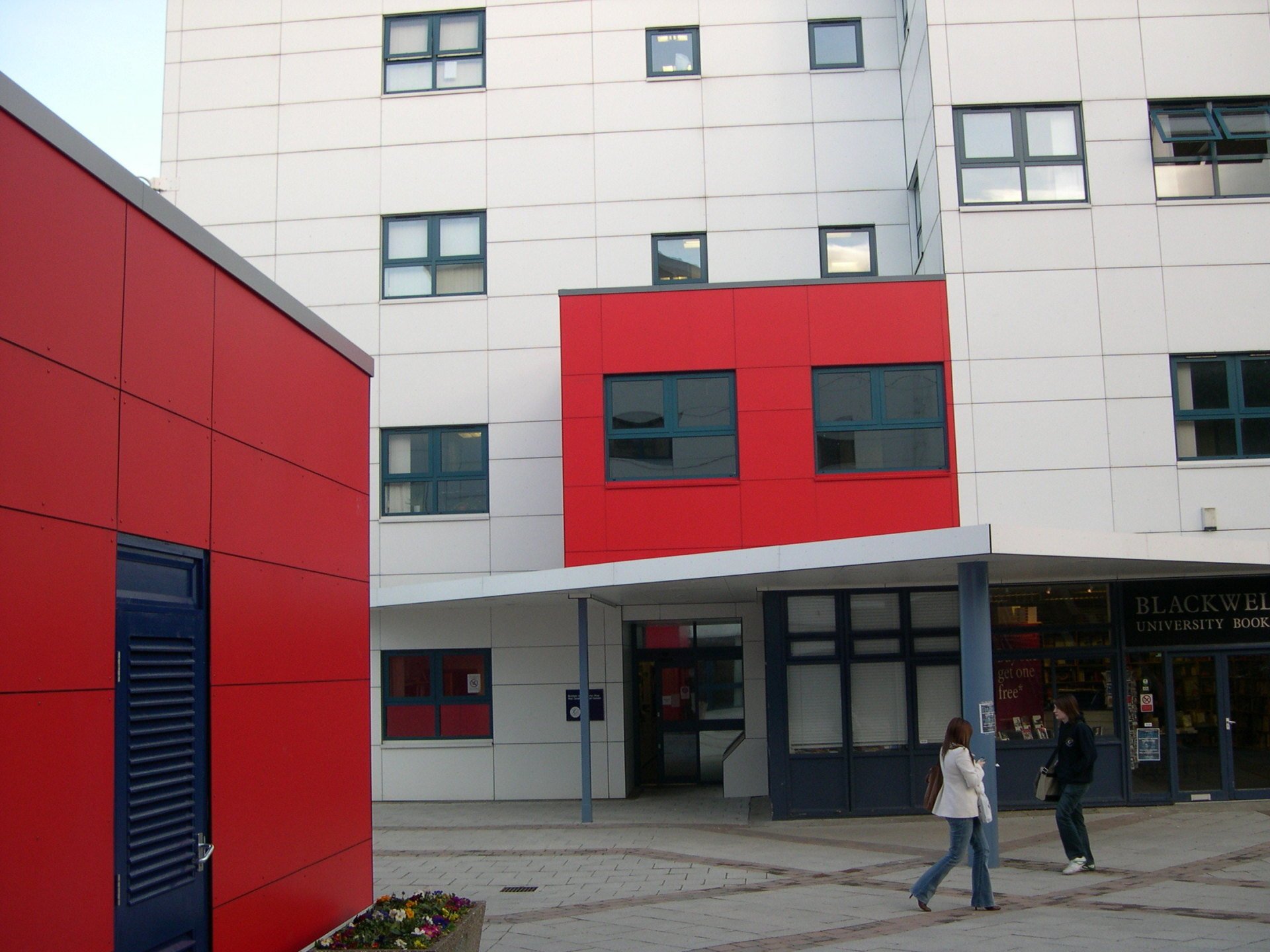 University of (USW) Public Building Architectural Services