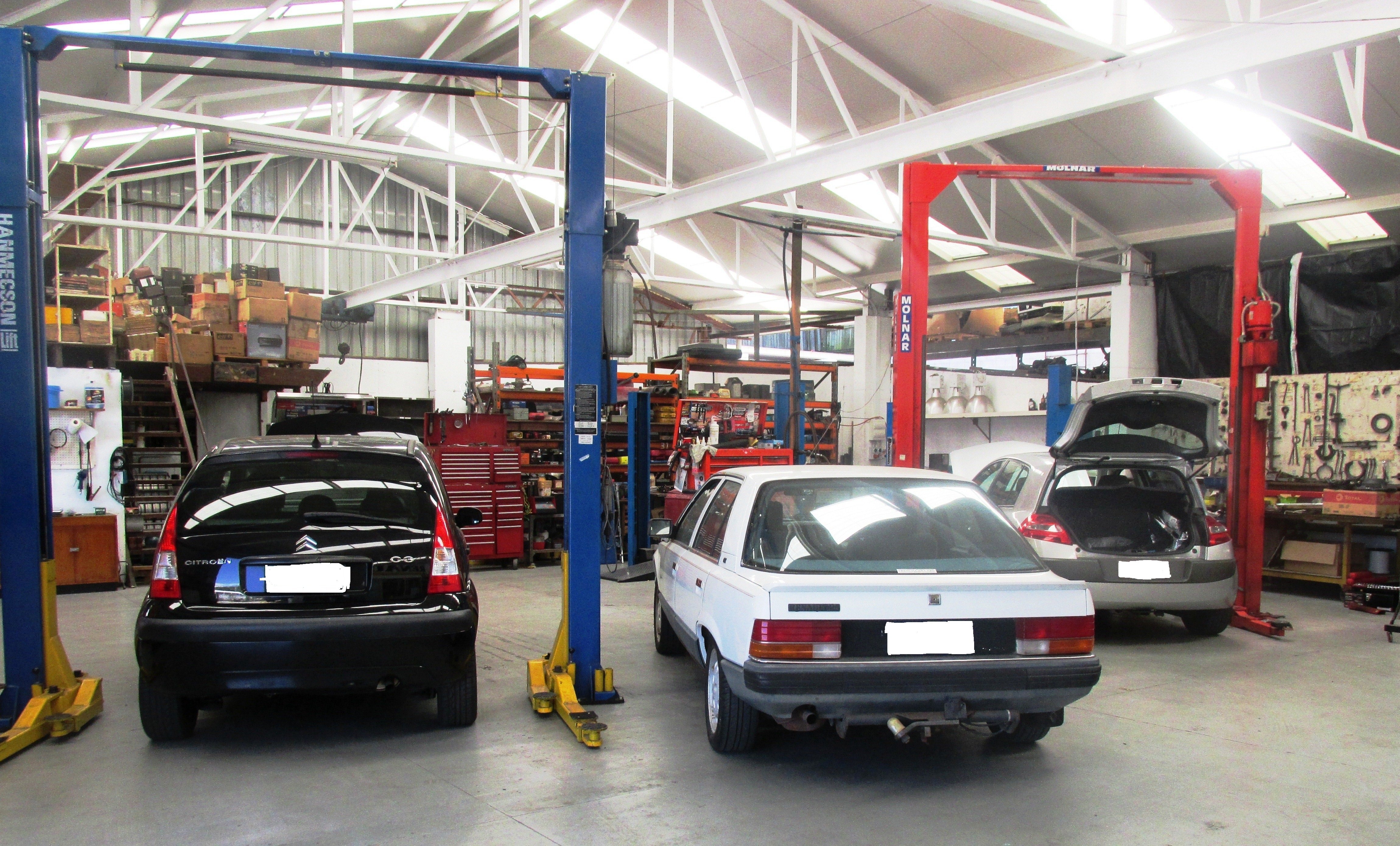 An image of our Renault servicing in Brisbane