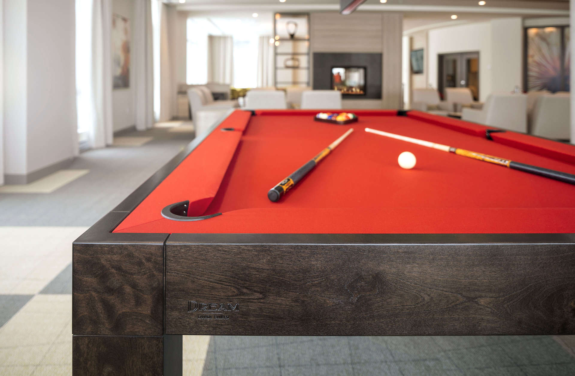 Canada Billiard La Condo Colonial 2 in 1 pool dining tables