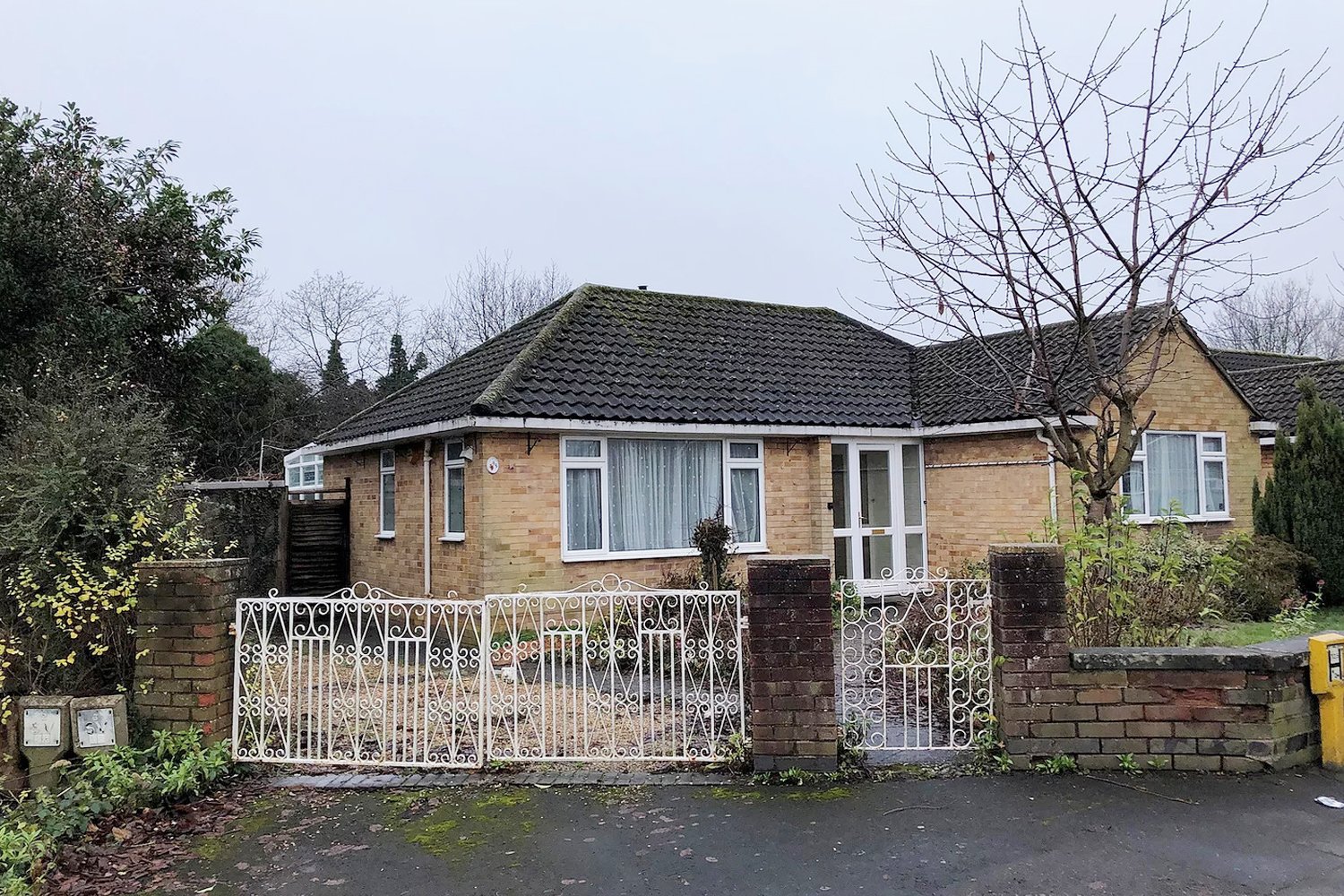 COLOINI + LANE FARMER WARD ROAD