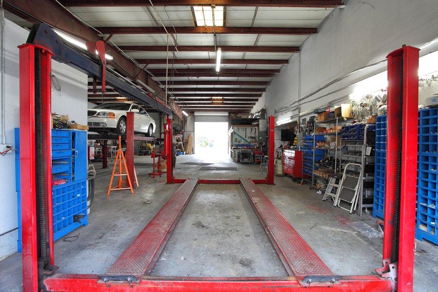 Pickup Truck Parts Sarasota, FL Hitch House