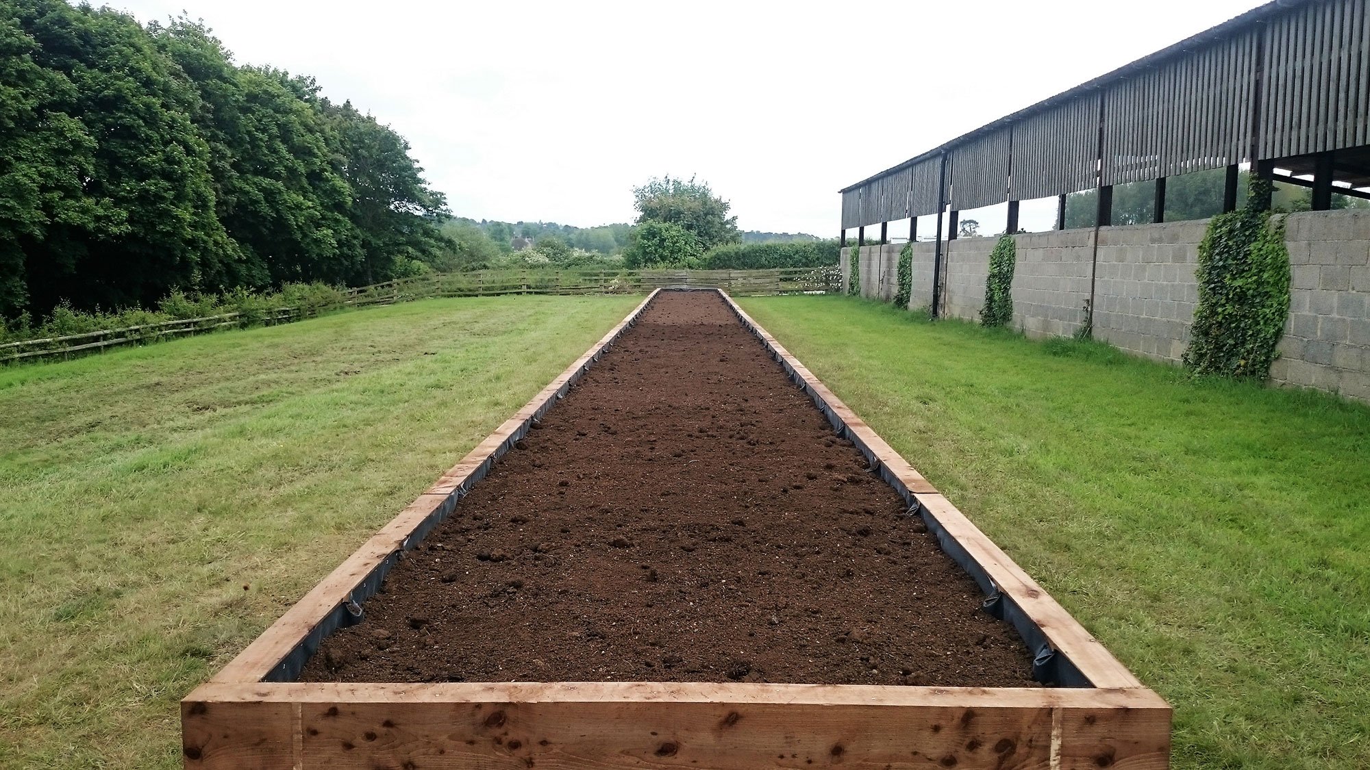 Topsoil delivery Turf Bulk Bags North Oxfordshire Topsoil Ltd