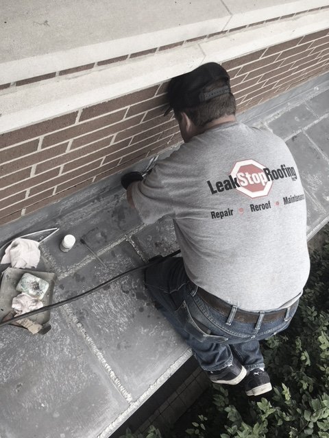 Emergency roof repair Chicago - Affordable roofing near me - YouTube