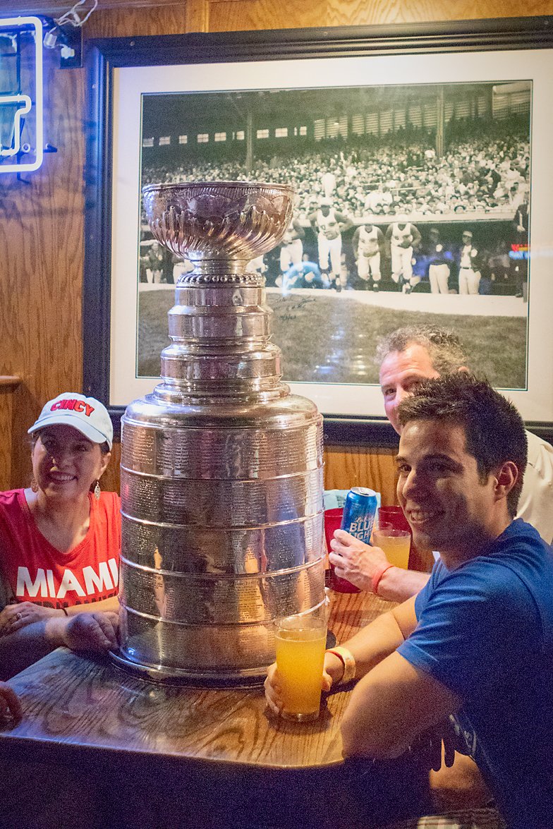 Mac & Joe's Restaurant & Sports Bar Oxford Ohio