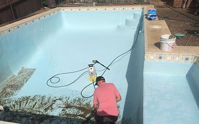 high-pressure-cleaning-pool