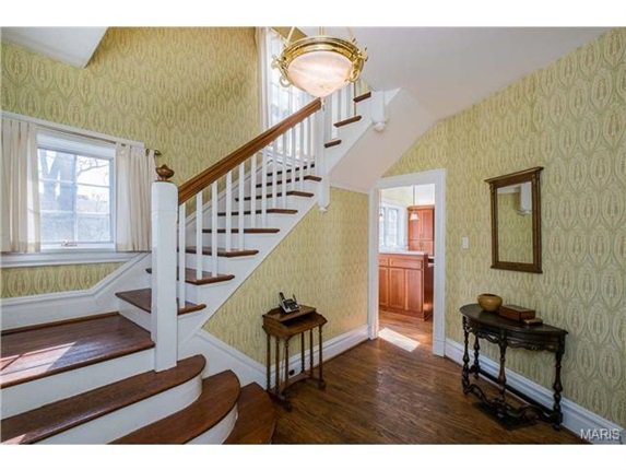 Selling Homes | St. Louis, MO | Mary Vann